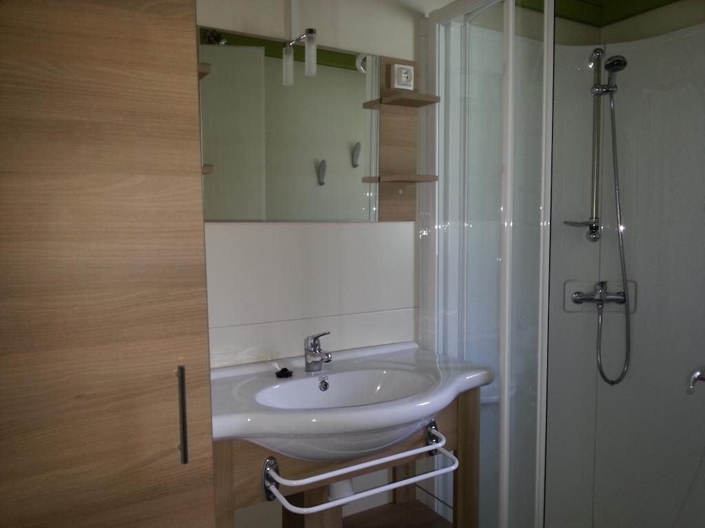 Camping Les Sources Saint-Jean-du-Gard Δωμάτιο φωτογραφία