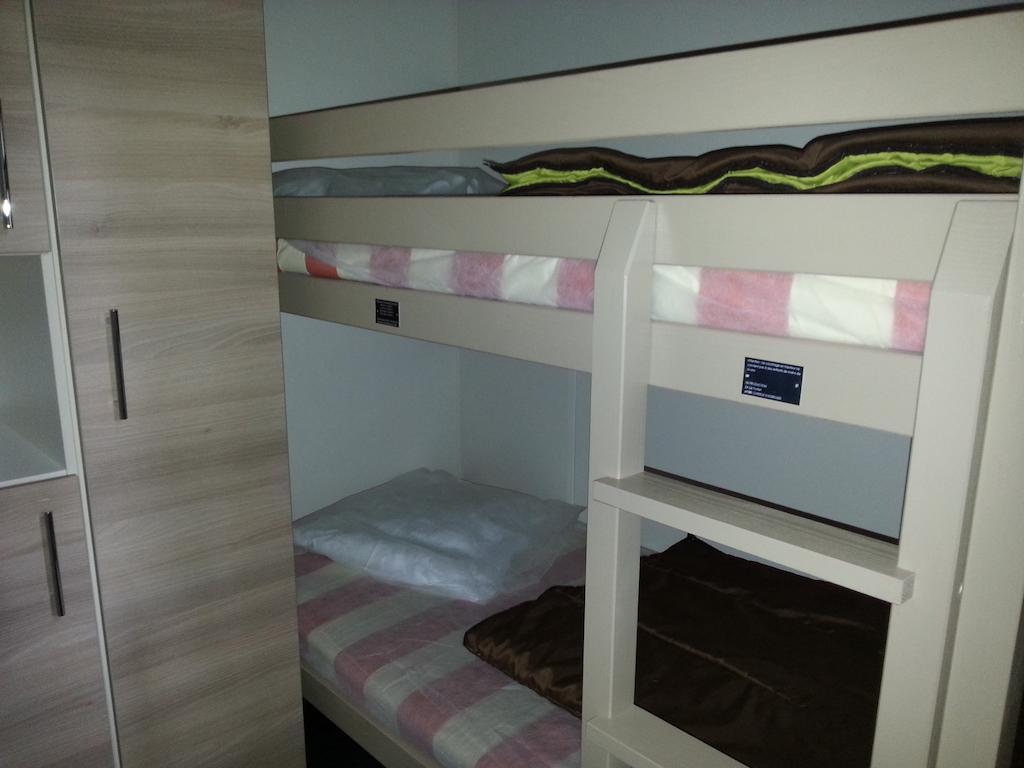 Camping Les Sources Saint-Jean-du-Gard Δωμάτιο φωτογραφία