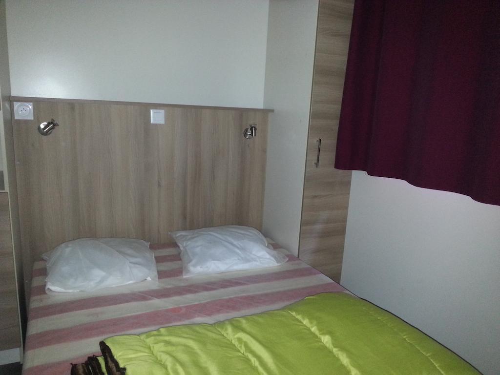 Camping Les Sources Saint-Jean-du-Gard Δωμάτιο φωτογραφία